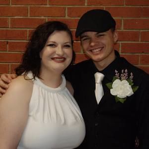 Meet your Posher, Tori